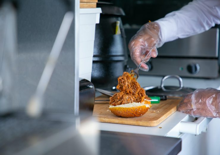 Przemysł spożywczy: Nowe wyzwania i trendy w produkcji żywności