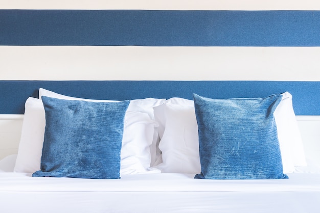 Jak wprowadzić morski klimat do sypialni dzięki odpowiednim wyborom tekstyliów