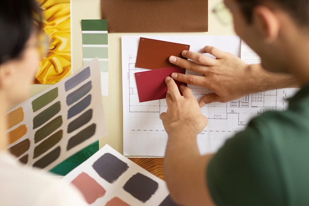 Jak dobrać idealny kolor i materiał mebli do nowoczesnego wnętrza?